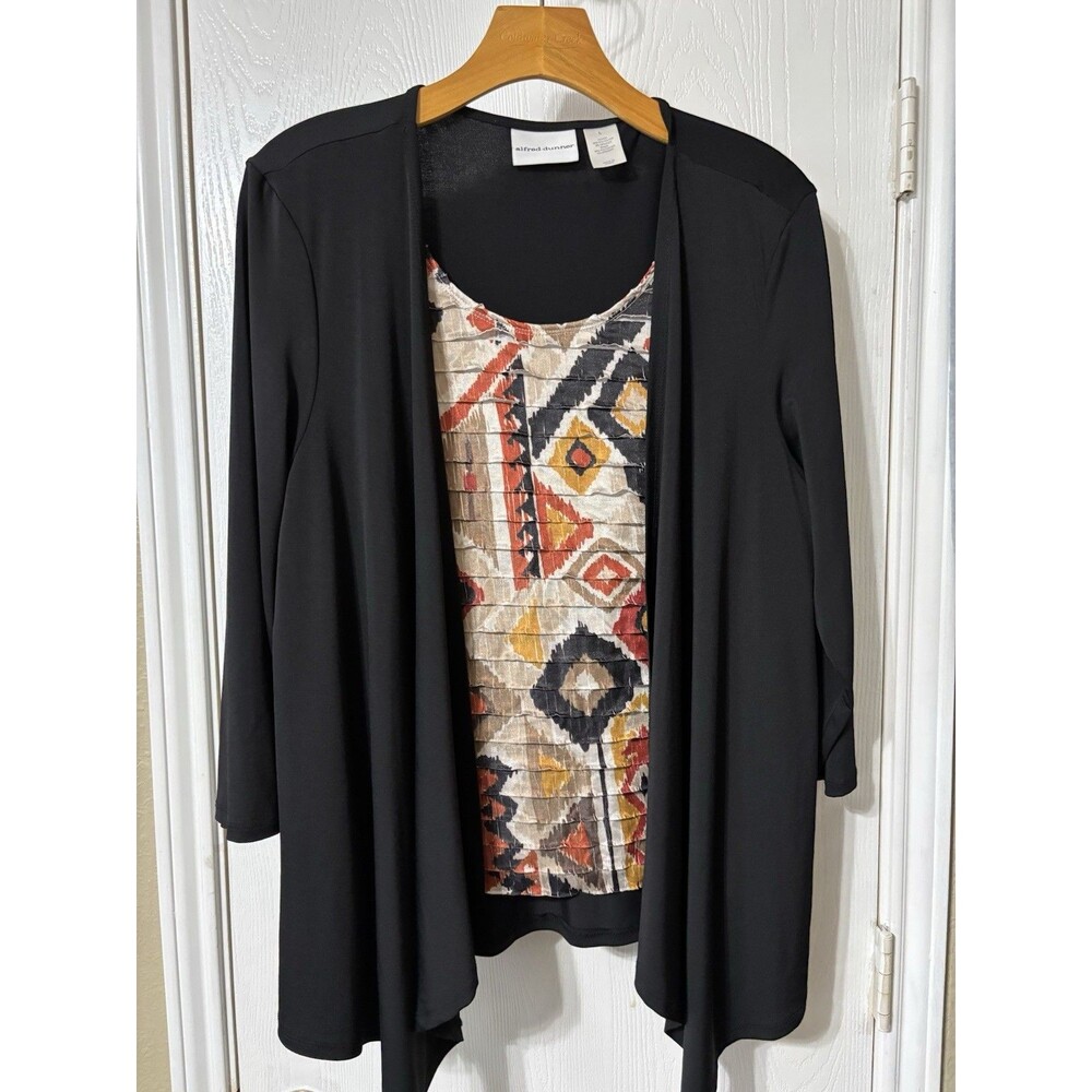 Alfred Dunner Shirt Size L Black She’ll 3/4 Sleeve Ruffle Front Multi Color